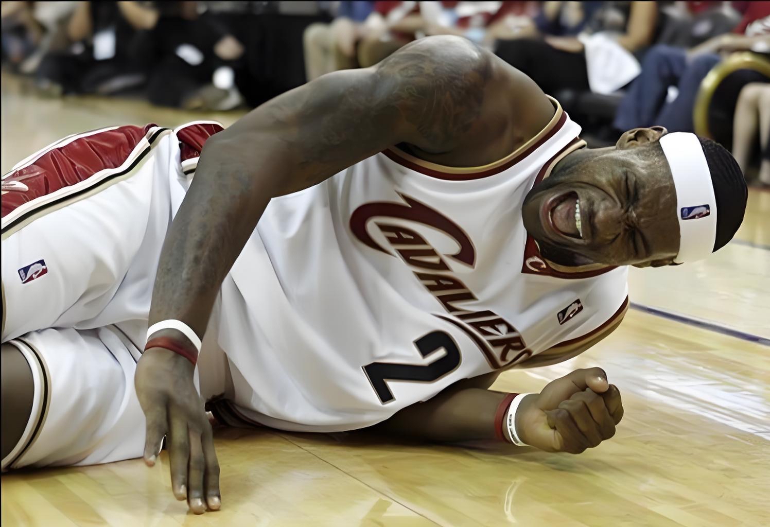 篮球明星频频受伤,影响球队整体实力 篮球明星频频受伤,影响球队整体实力