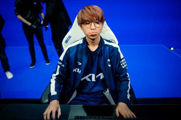 Excel绝地反击C9,Hanssama高光表现 Excel绝地反击C9,Hanssama高光表现