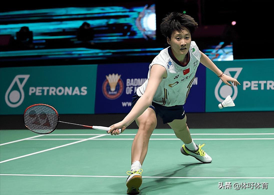 中国队翻盘马来西亚队，黄鸭组合关键制胜