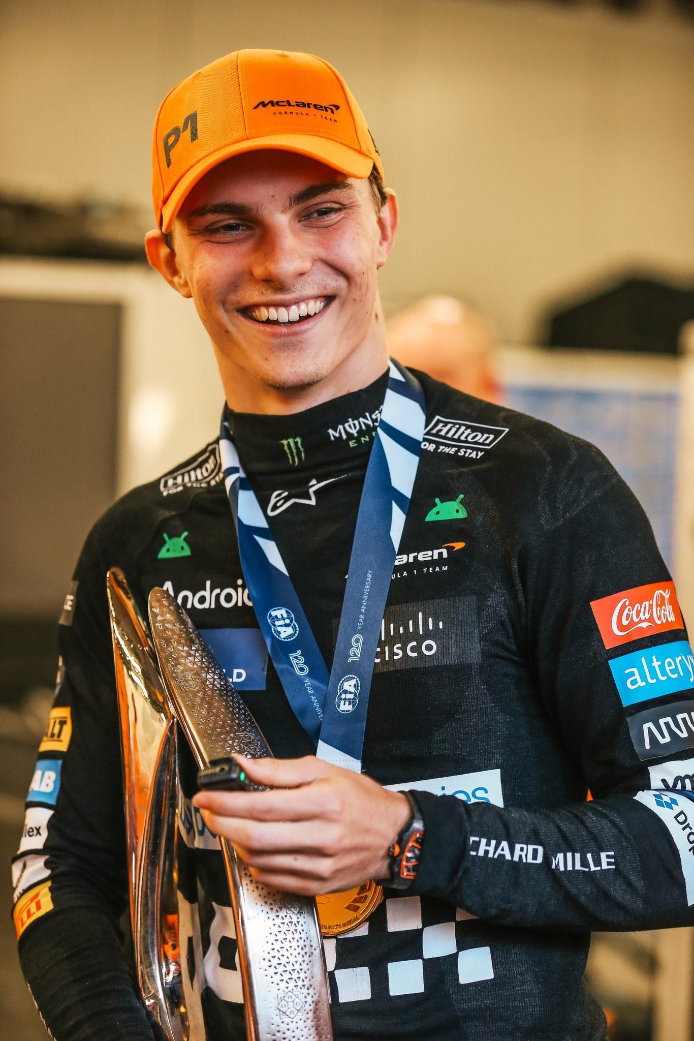 雷速体育比分直播-威廉姆斯绝杀雷诺车队，皮亚斯特里统治全场