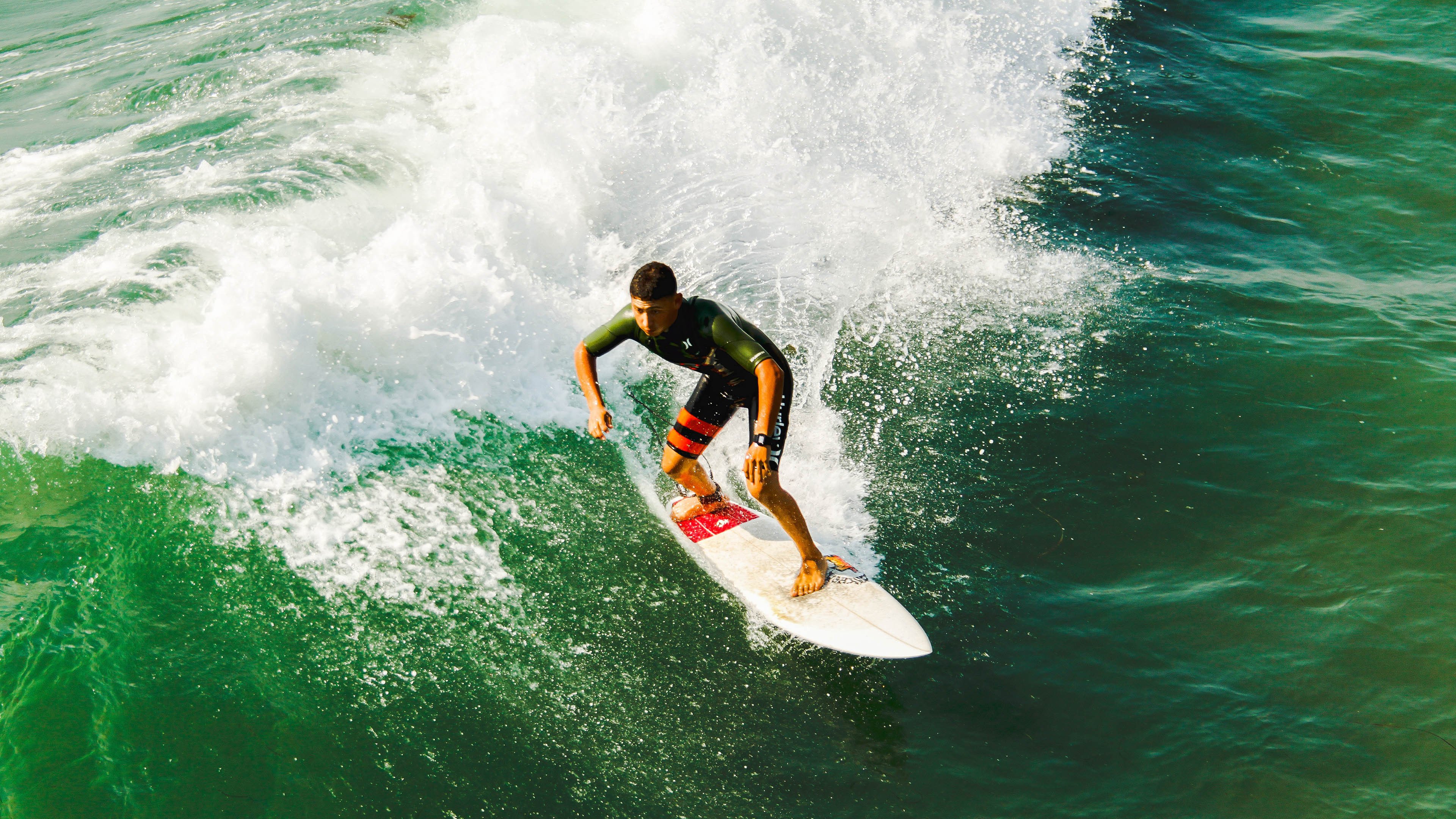 那不勒斯狂胜拜仁，加克波成为关键先生